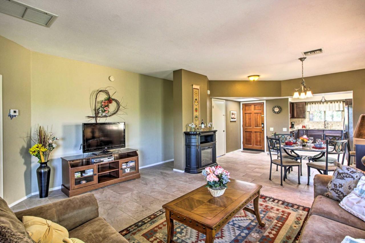 Relaxing Green Valley Townhome About 30 Mi To Tucson! Exterior photo