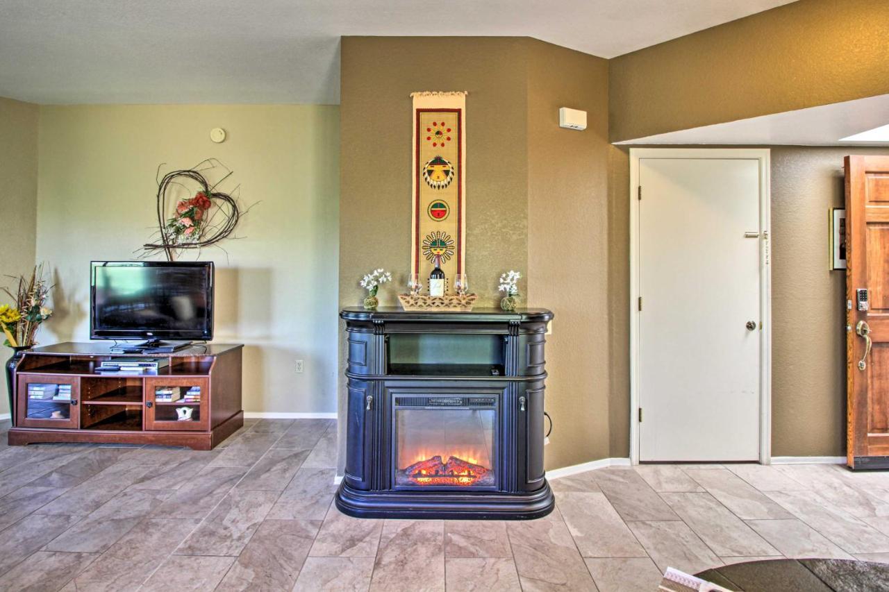 Relaxing Green Valley Townhome About 30 Mi To Tucson! Exterior photo